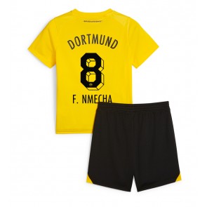 Maillot de foot Borussia Dortmund Felix Nmecha #8 Domicile enfant 2023-24 Manches Courte (+ pantalon court)